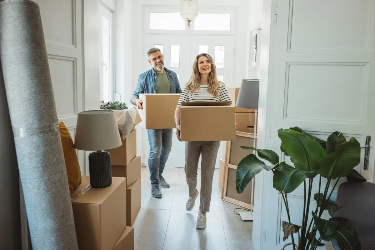 Essential Checklist Provided by Crown Moving Montreal to Prepare Your Home for Moving Day